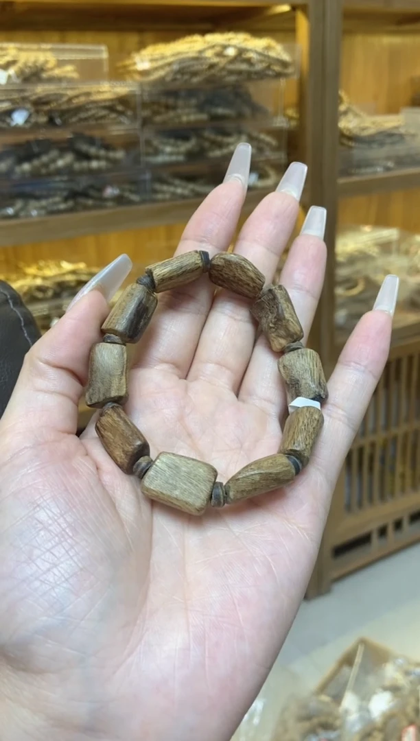 手串沉香越南顺化红土沉随型单圈多样性发其一