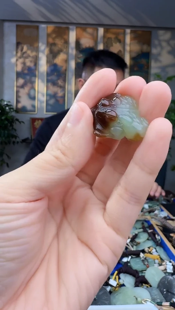 未镶嵌和田玉挂件拍一发一