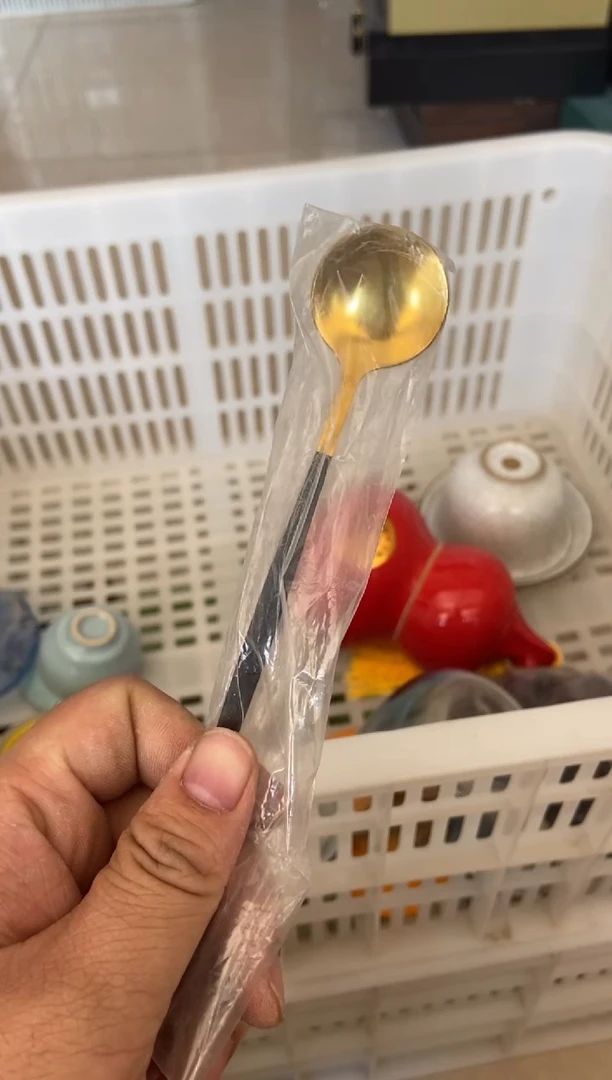 杯无运费险有瑕疵的摄影的产品有使用过的痕迹有点脏介意勿拍