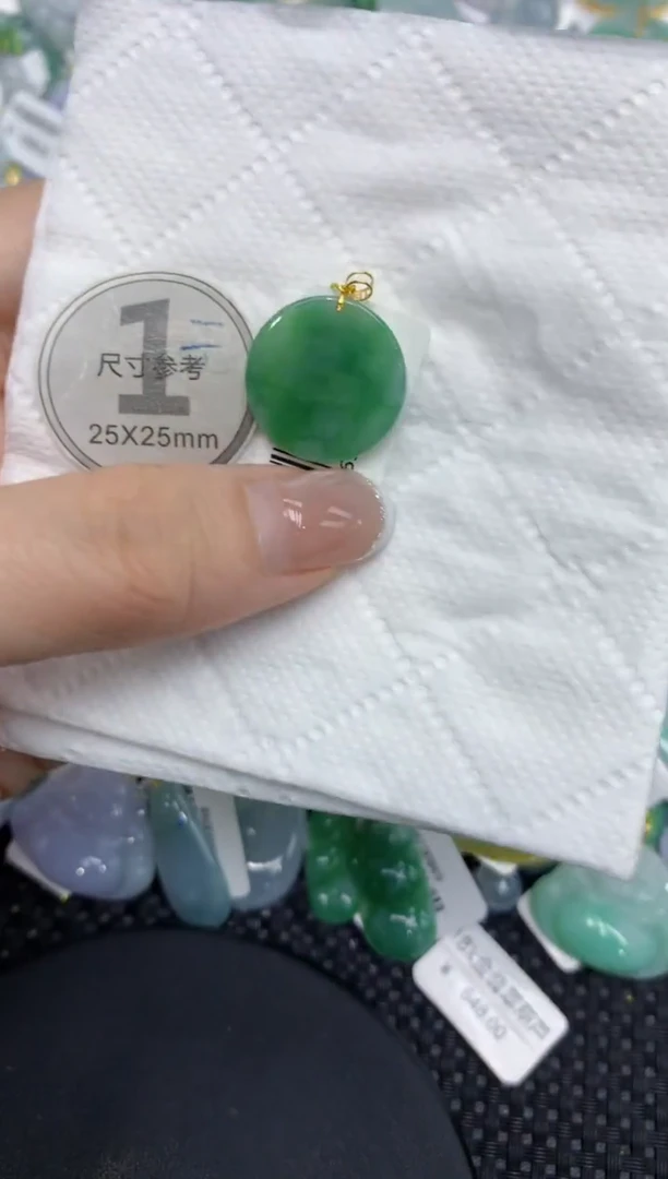 颈饰18K金镶嵌翡翠1111111