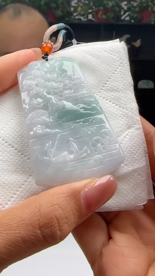 【闪购商品】翡翠颈饰未镶嵌天然翡翠A货吊坠