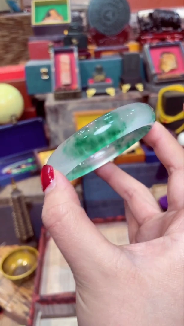 【闪购商品】翡翠手镯未镶嵌