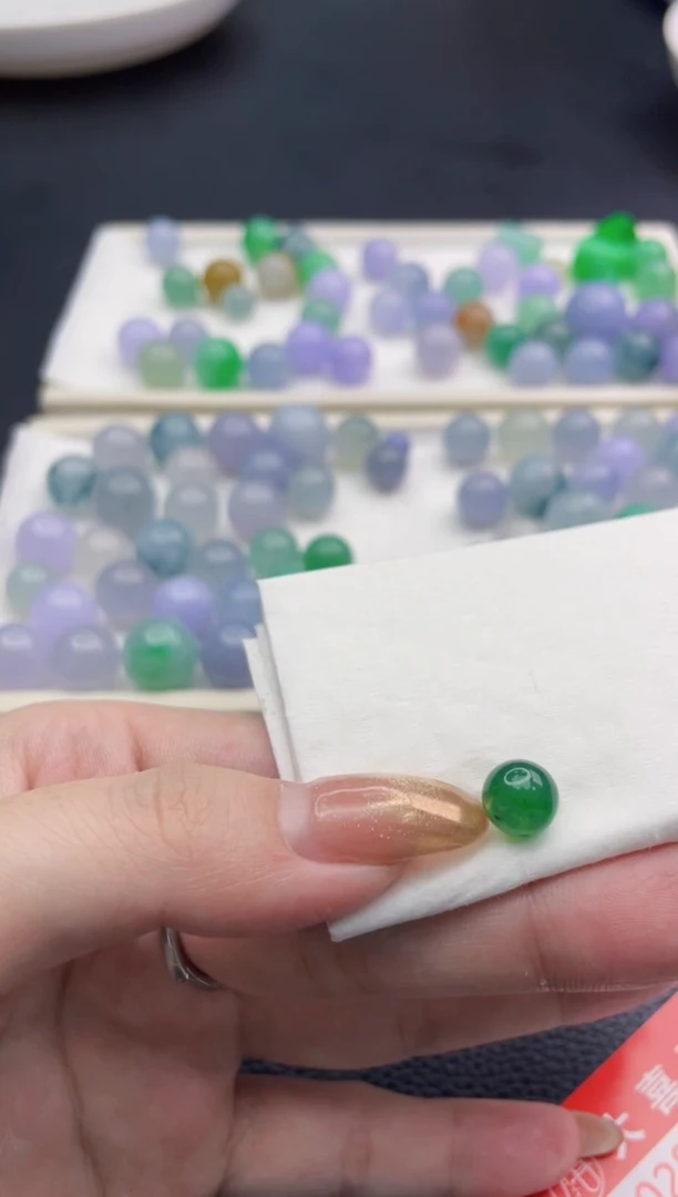 未镶嵌定制翡翠?***?珠子