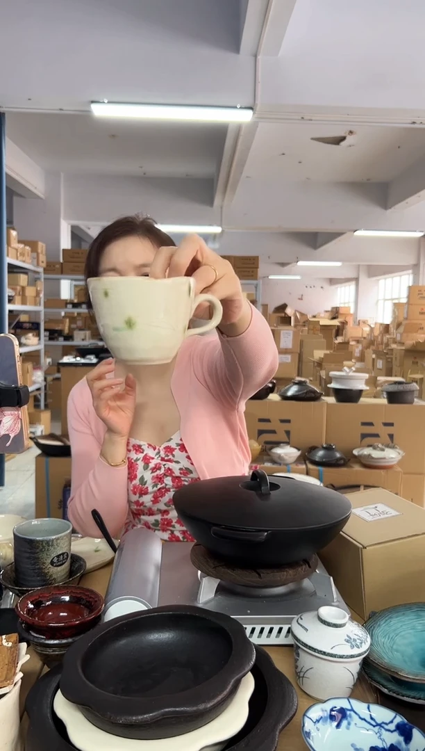 陶瓷无盖濑户烧跳动的兔子杯子一个装