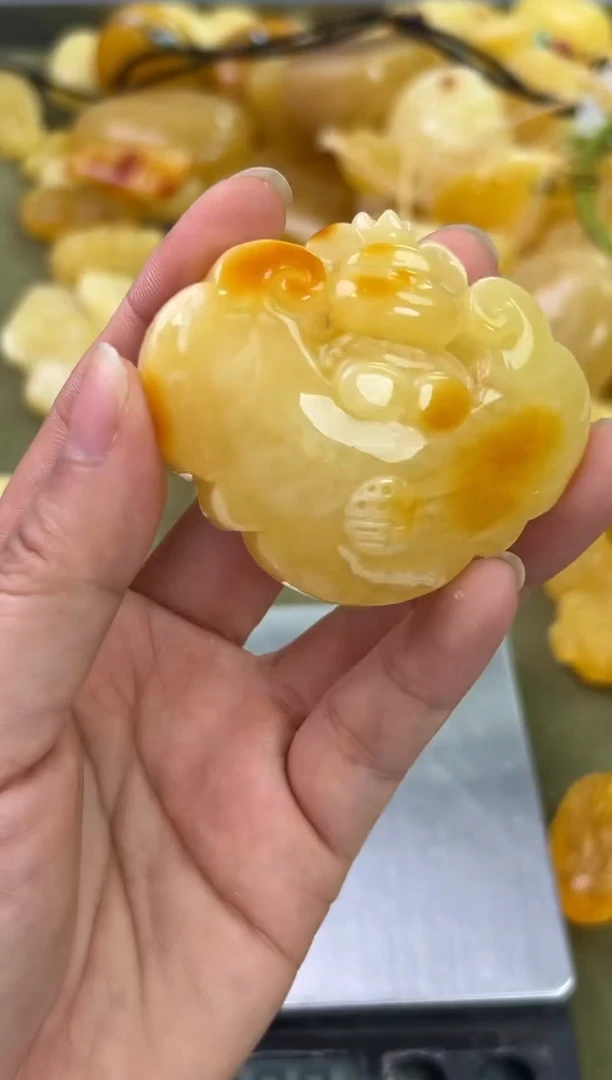 裸石琥珀未镶嵌琥珀蜜蜡吊坠