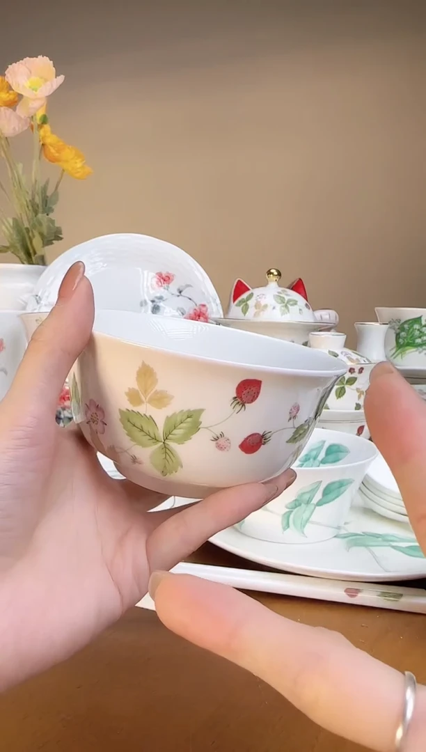 【闪购商品】 草莓高骨瓷米饭碗2个装