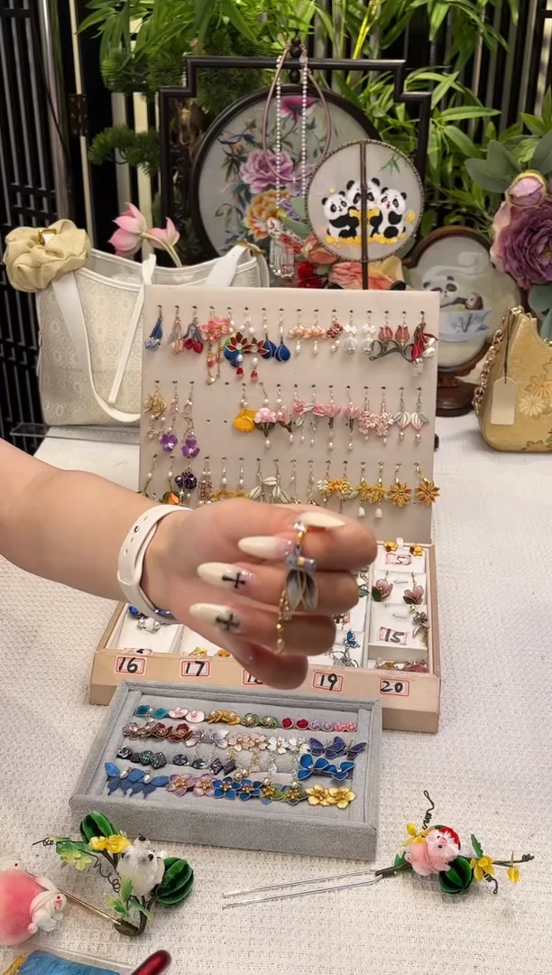 织绣美**我竹子耳钉