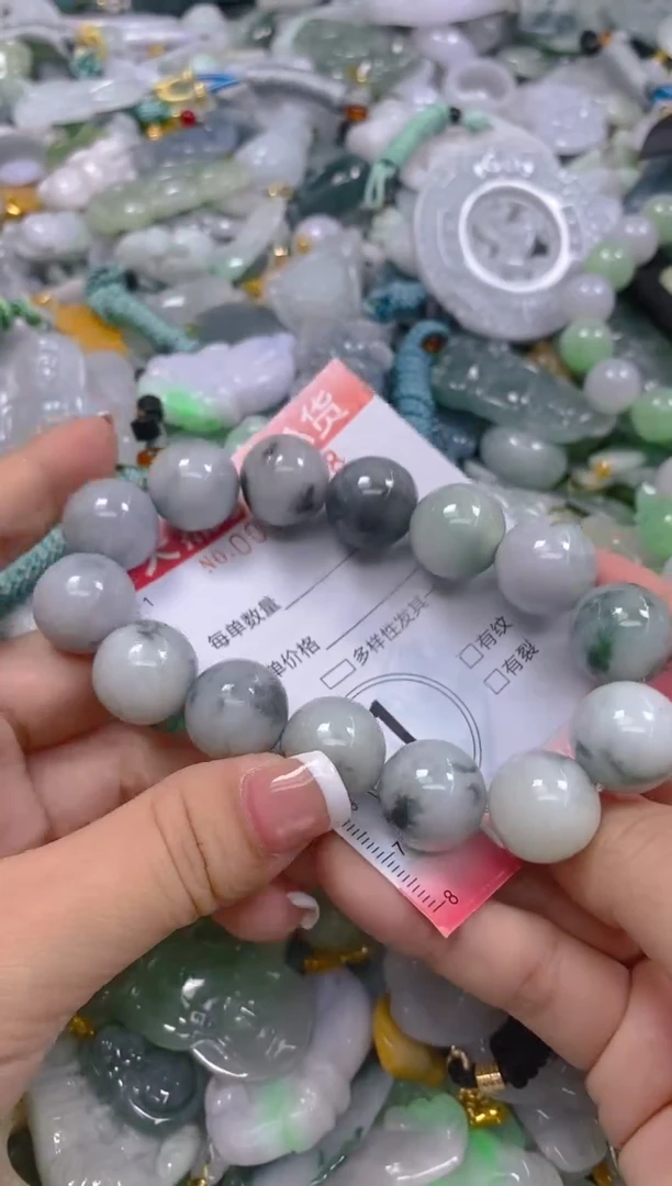 翡翠未镶嵌颈饰闪购0017998