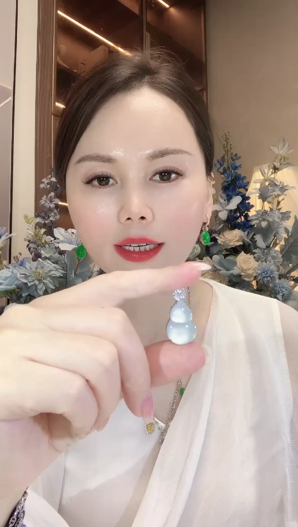 翡翠18K金镶嵌吊坠(不含链)D61