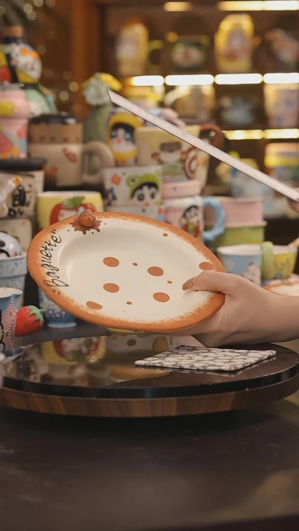 景德镇釉下彩绘设计师款式陶瓷