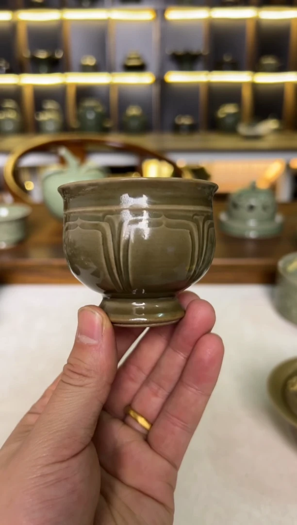 其他仿古釉莲瓣杯特价