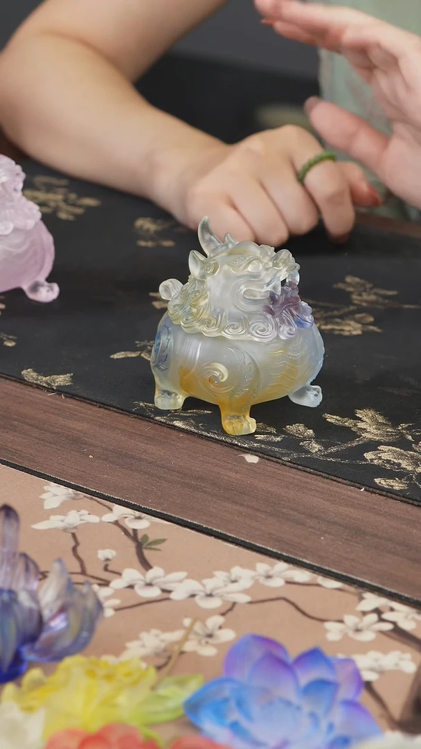 手工艺品琉璃彩色狻猊香炉小号