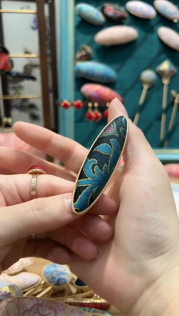 【闪购商品】【一物一拍专车】大小团纹大柳叶发夹