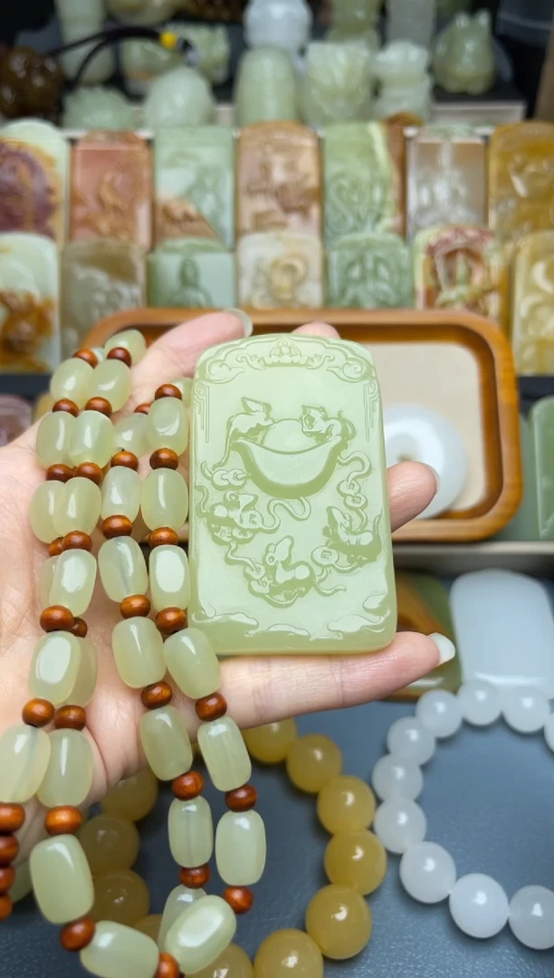 直播间主播推荐好物-