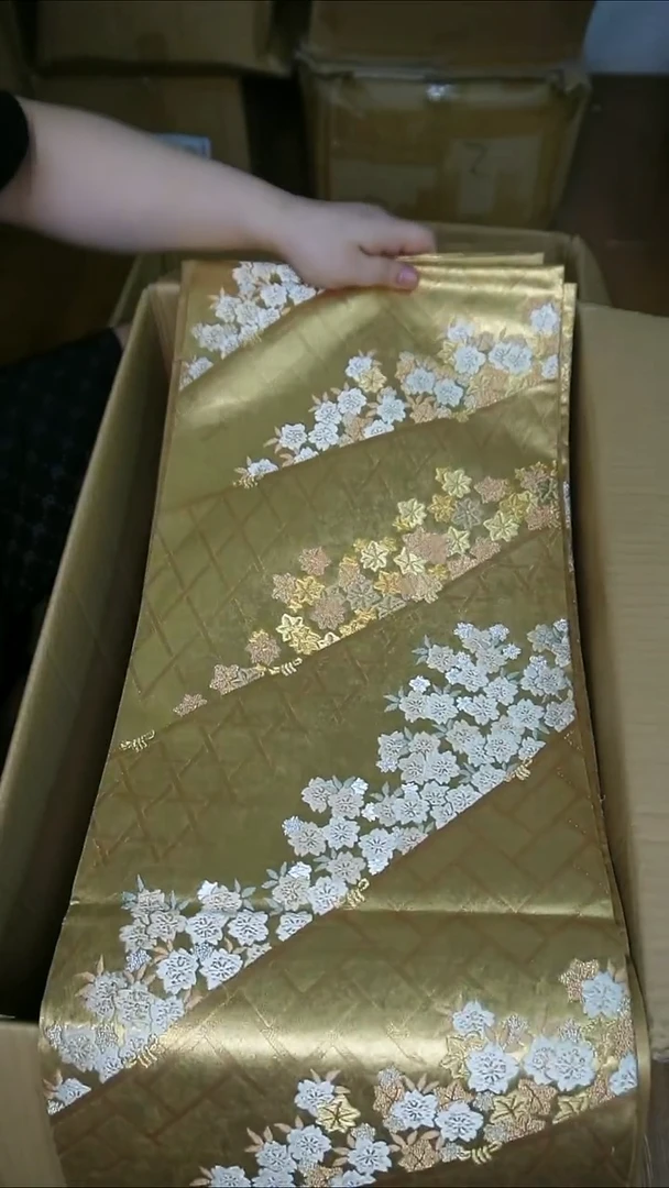 织绣金**子织锦20花卉。