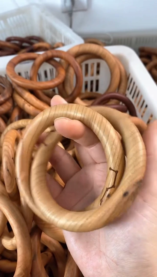 【闪购商品】木桃木大瑕疵70乾坤圈随机发货