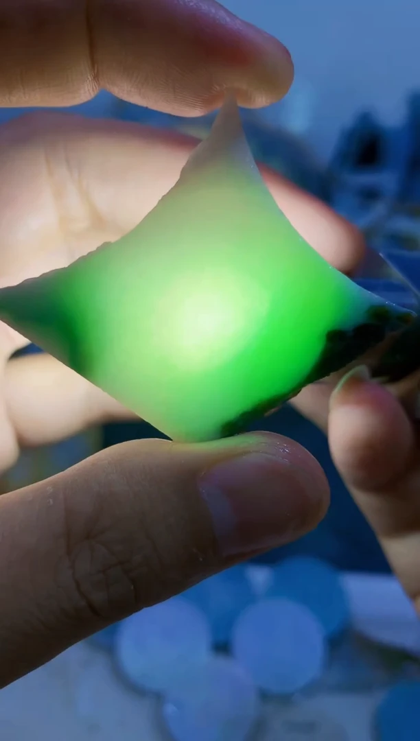 翡翠裸石0蒙0翡翠珠宝808