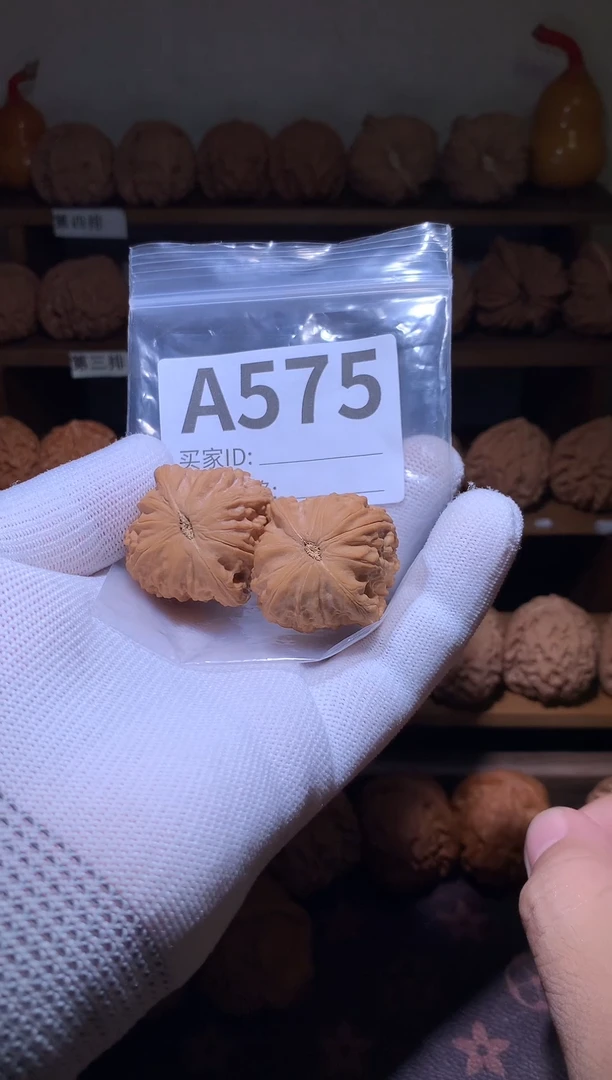 把件文玩核桃广**源铁锤35尺瑕疵磕点