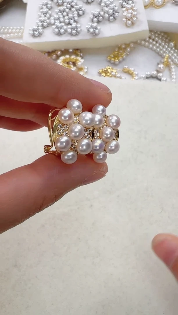 【闪购商品】淡水珍珠耳饰合金金色耳拍