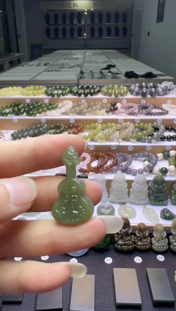 颈饰未镶嵌和田玉69号链接