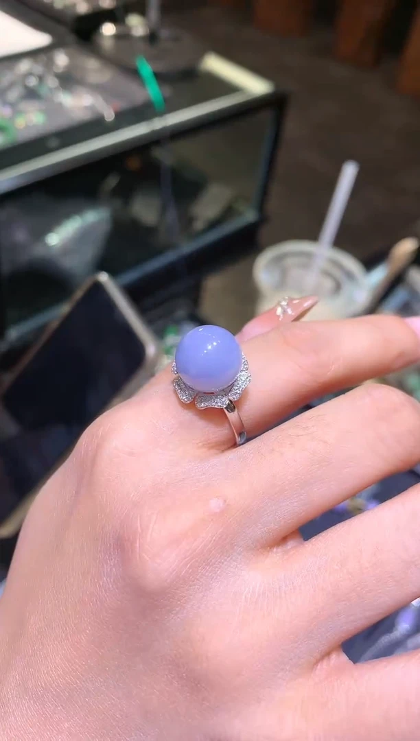 【闪购商品】翡翠吊坠(不含链)18K金镶嵌戒指