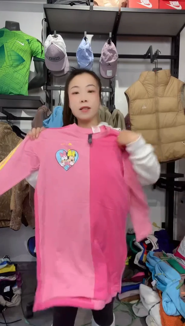 1373闪购编码  阿迪运动卫衣裤以直播间过款为准 尺码. 165