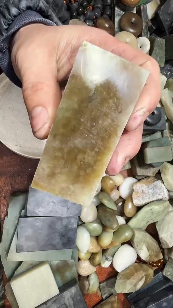 未镶嵌和田玉珠宝半成品1