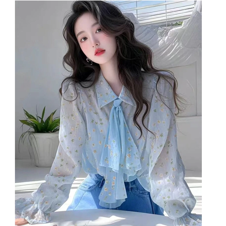 法式超好看独特漂亮蓝色碎花雪纺衬衫内搭女2025春高级感轻奢上衣