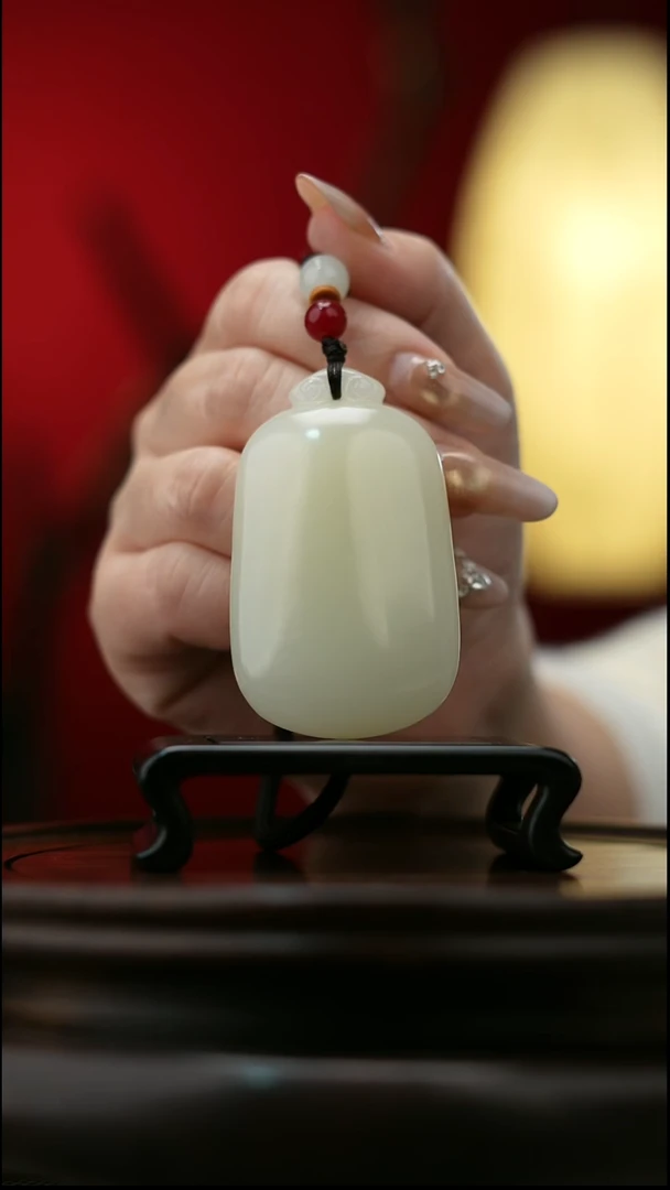 玉【无事牌】天然玉手把件