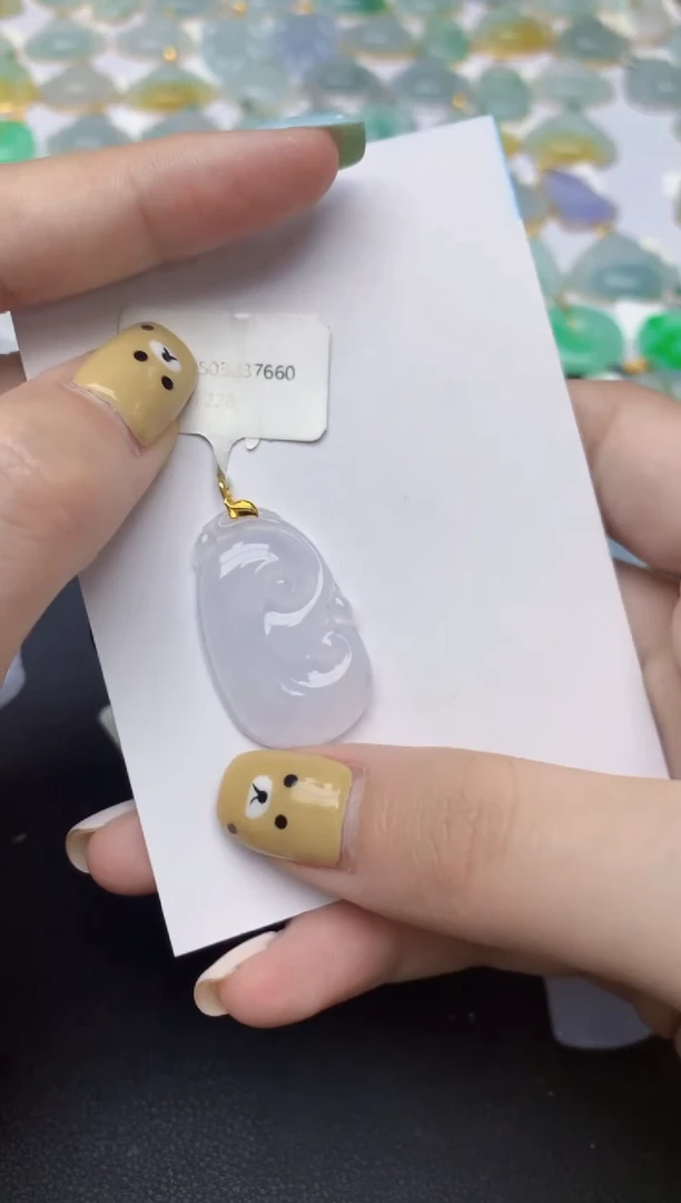 翡翠18K金镶嵌颈饰天然A货翡翠