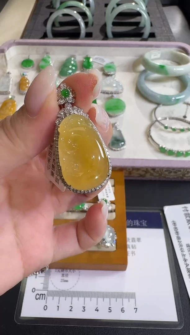 吊坠(不含链)18K金镶嵌翡翠【源头工厂】钻石镶嵌