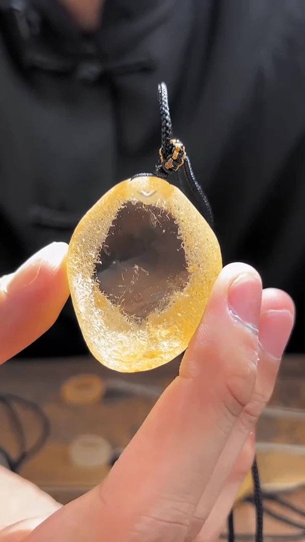未镶嵌吊坠(赠链)水晶水晶