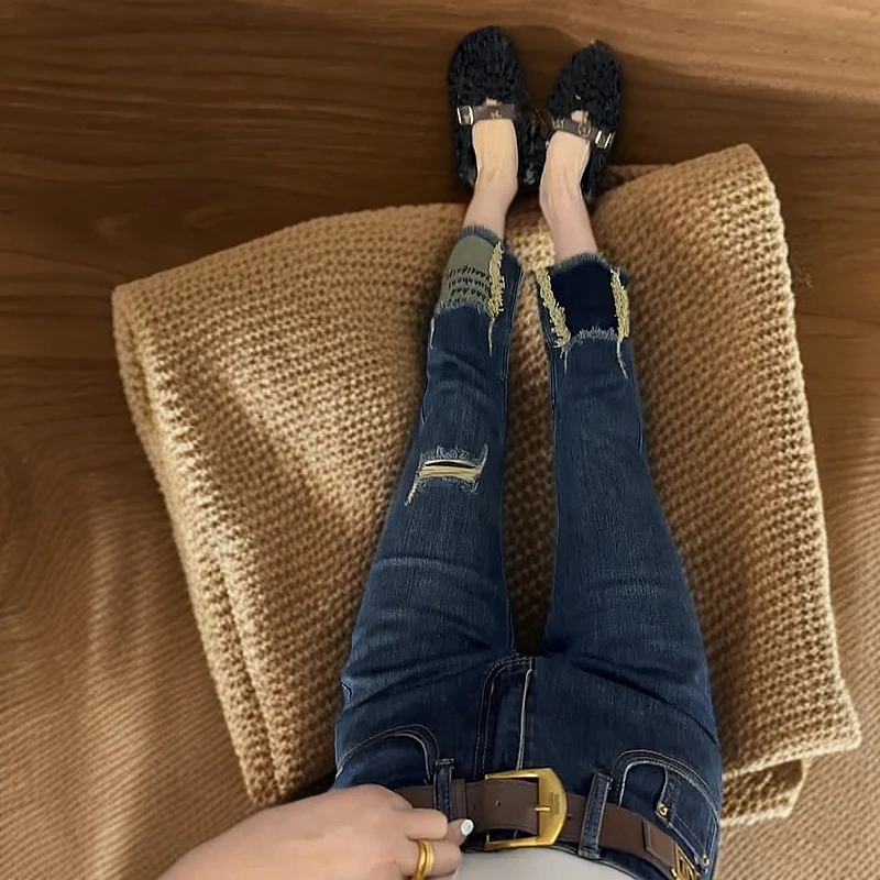 大码女装显瘦弹力直筒牛仔裤女2025春季新款小个子八分破洞烟管裤