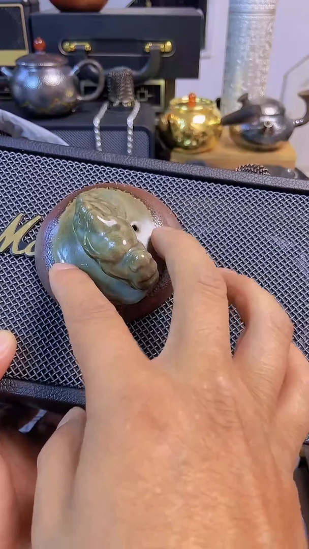 瓷片闪购商品，如图所示