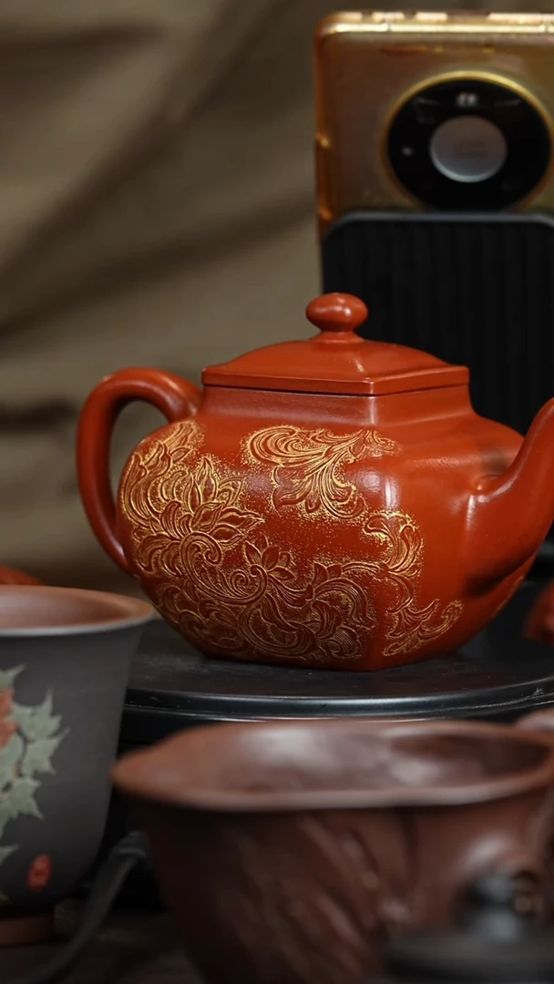 茶壶紫砂无*手工原矿朱泥四方繁花