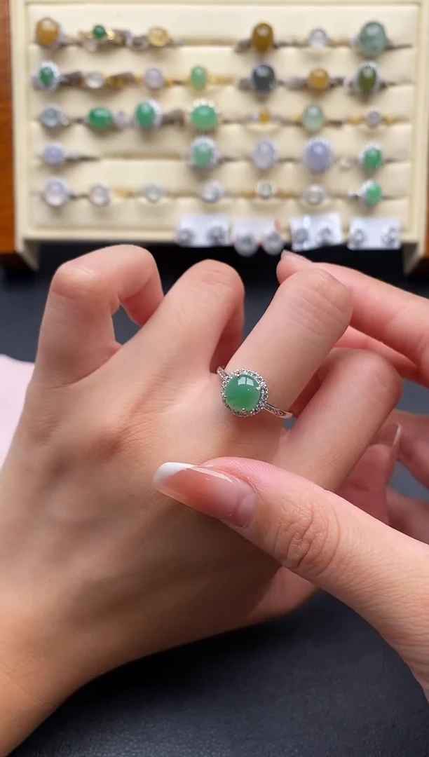 银S925镶嵌戒指翡翠666666+10