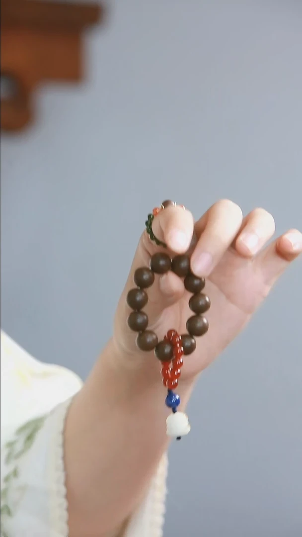 七香十二精手捻的