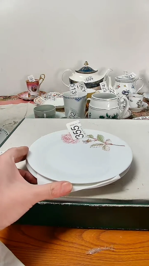 瓷片江***?小淼海外陶瓷工艺品