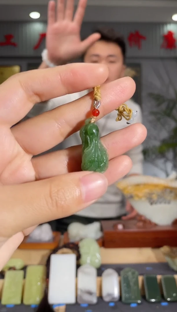 【闪购商品】和田玉颈饰未镶嵌拍一发一 多样性发货