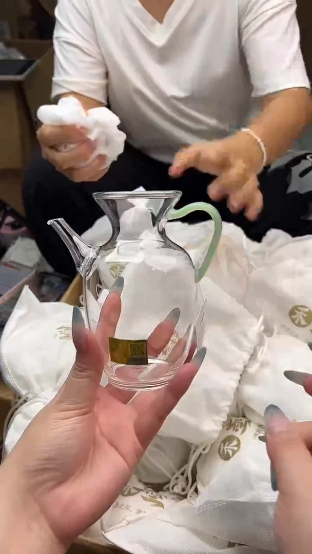 禾墨仿宋壶浅玉色