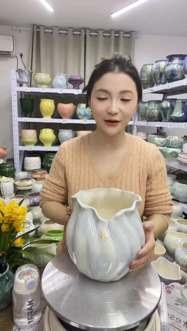 【12.1】花盆 高度：  20口径：16