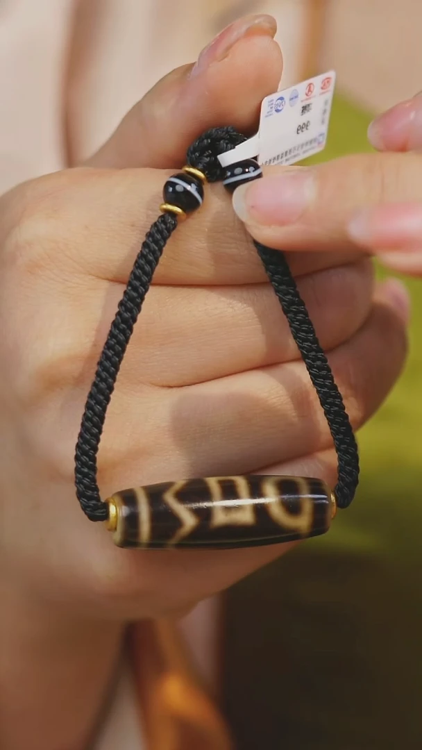 未镶嵌套链玛瑙/玉髓（覆膜）多样性发其一