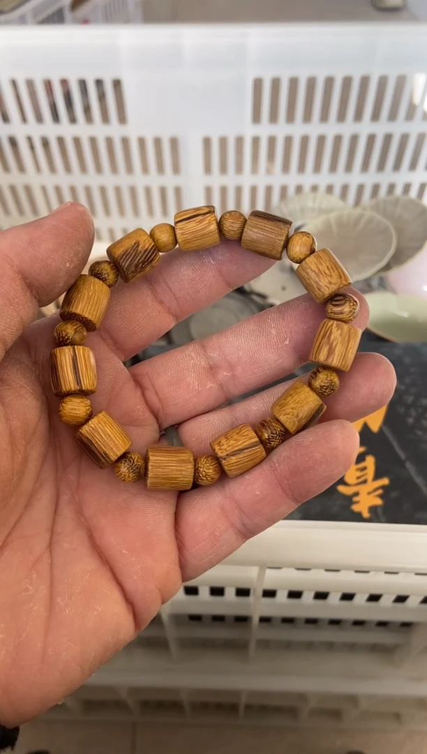 杯无运费险有瑕疵的摄影的产品有使用过的痕迹有点脏介意勿拍