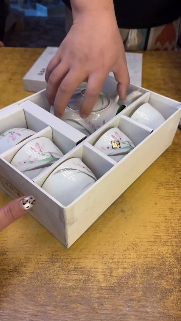 瓷器瓷器瑕疵破破133一壶五杯
