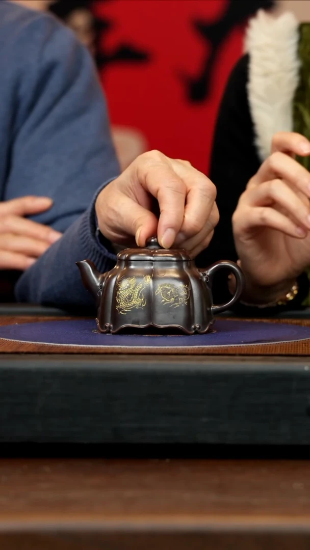 【闪购商品】紫砂茶壶BYM 红木烧 筋纹孤菱