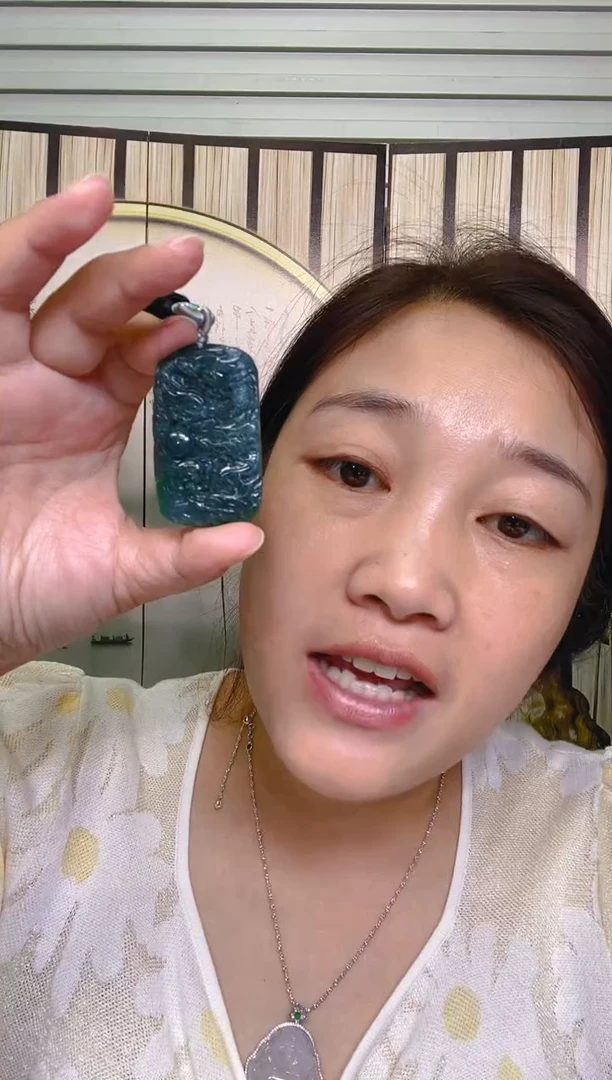 翡翠未镶嵌颈饰LL翡翠吊坠4-01