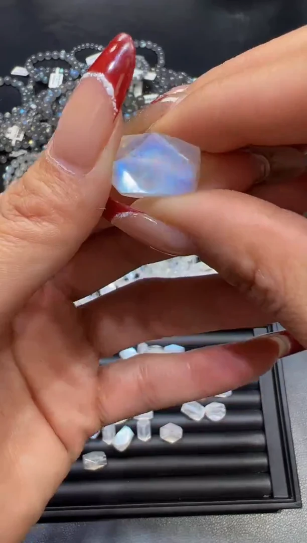 【闪购商品】长石手链未镶嵌小蓝月光随行单珠 默认微瑕介意勿拍