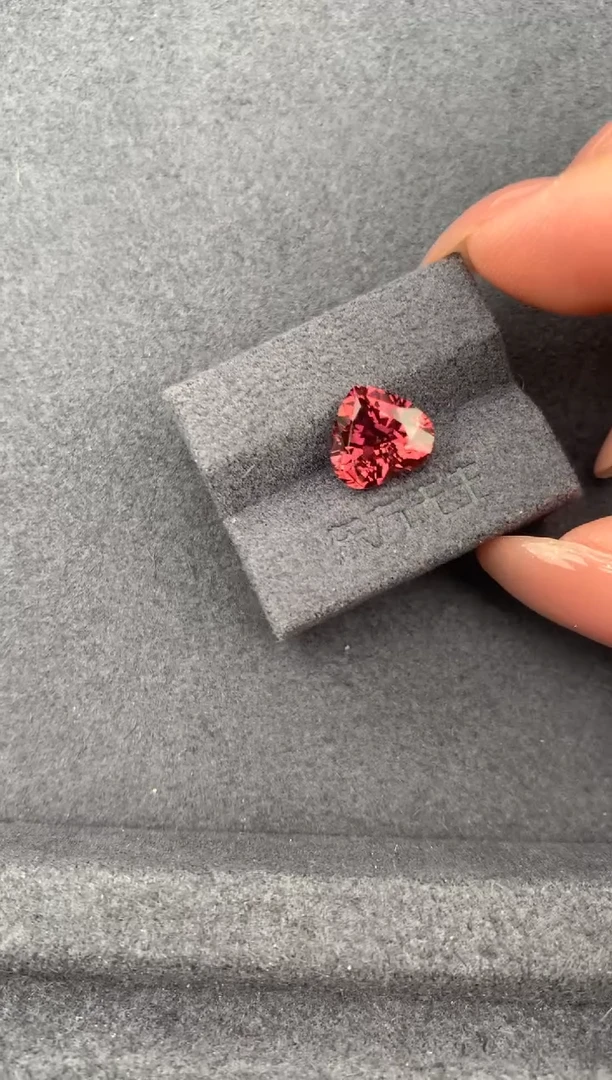 未镶嵌珠宝半成品碧玺2.7ct粉碧玺 FE 定制