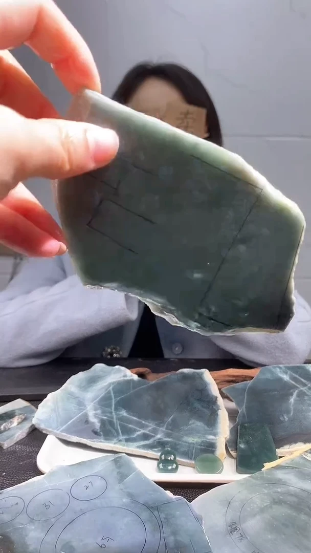 【闪购商品】翡翠挂件未镶嵌天然翡翠A货3C