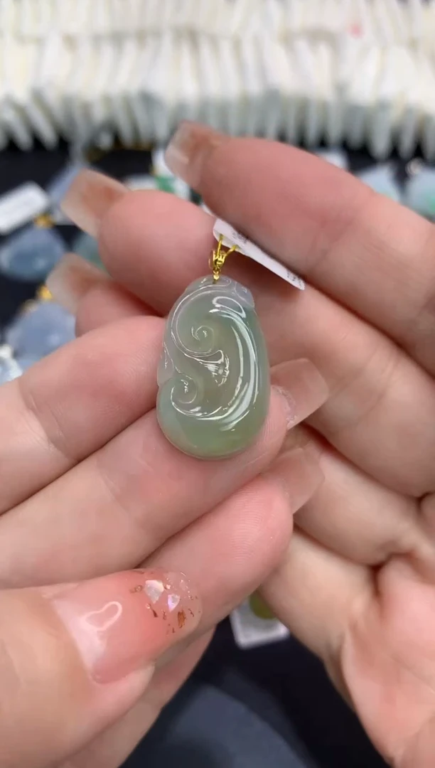 吊坠(不含链)18K金镶嵌翡翠1111111111111